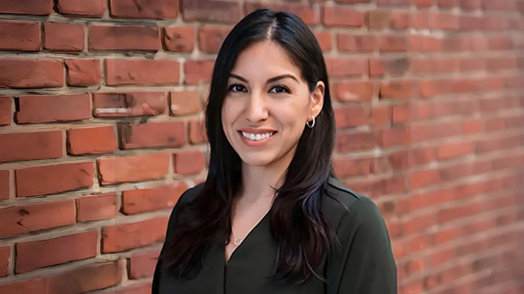 Liz Hurtado Headshot
